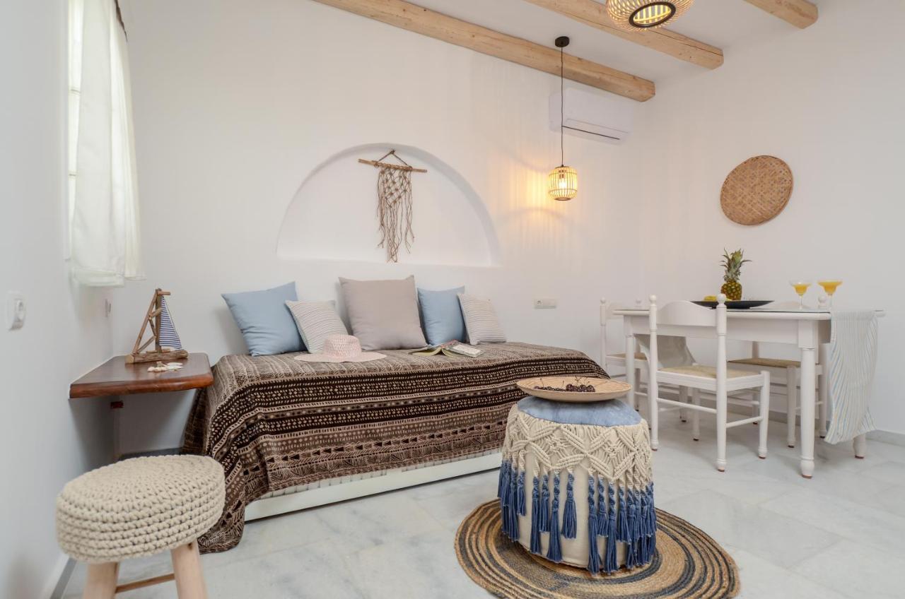 Birikos Studios & Apartments Агиос-Прокопиос Экстерьер фото